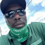 Larry Dingle Jr. - @larryloudpax - Instagram