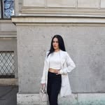 Danielle Glover - @larryedge2331 - Instagram