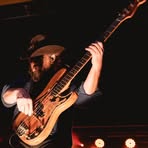 Larry Fleet - Facebook