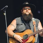 Larry Fleet - @lfleet237 - Instagram