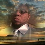 Larry Hinton - @hinton121 - Instagram