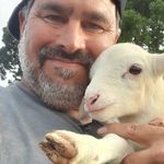 Larry Negron - @larryslittlefarm - Instagram
