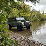 Larry The Land Rover - @larrythelandy93 - Instagram