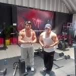 Larry Salinas - @larrysalinas60 - Instagram