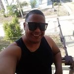 Larry González solano - @larrygonzalezsolano - Instagram