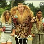 @larrys.thrift_shop - Instagram