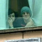 ²⁸ - @larrytweettr - Instagram