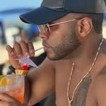 Larry Alexander Valenzuela - @larryvalenzuela19 - Instagram