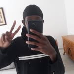 Larry Valencia - @larryvalencia97 - Instagram