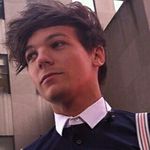 larry vines - @louishoniless - Instagram