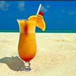La'Shan Jones - @beachandacocktail - Instagram