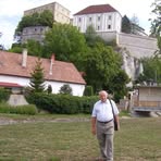 Laszlo Bella - Facebook