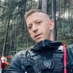 @eross_laszlo - Instagram