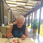 Laszlo Grosz - @laszlo.grosz.790 - Instagram