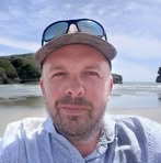Laszlo Katona - Facebook