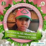 LaTonya Phillips - @the_tinysmalls - Instagram
