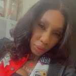Latricia Perry - @queencrazy23 - Instagram