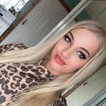 Laura Mónika adamik - @laura_adamik - Instagram