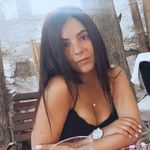 Laura Alcalde LA - @lauradelosreyesalcalde - Instagram
