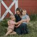 Laura Apple - Facebook