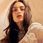 Laura Archbold - @laurarchbold - Instagram