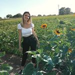 𝓛𝓪𝓾𝓻𝓪 𝓐𝓻𝓭𝓸𝓷𝓮 🌻 - @laura_ardone - Instagram