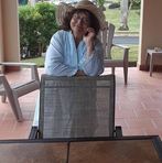 Laura Arp - Facebook