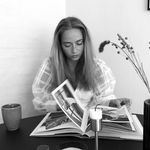 Laura Bak Østergaard - @laurabakoe - Instagram