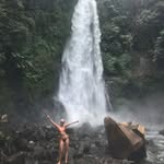 🦋LAURA BARTLEY💫 - @laurabartley - Instagram