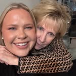 Laura Behling - @ldbehling - Instagram