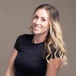 Laura Benton - Esthetician - @skintosoulavlesthetician - Instagram