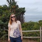 Laura Biggs - @plants_flowers_hiking_food - Instagram