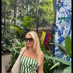 Laura Becker - Facebook