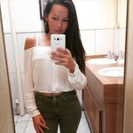 Laura Blake - @laur_ablake98 - Instagram