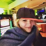 Laura Blind - @l.blindy13 - Instagram