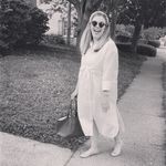 Laura Bodnar - @shoplbodscloset - Instagram
