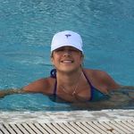 Laura Bodnar - @laurabb75 - Instagram