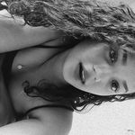 Laura Botero - @stephbtro20 - Instagram