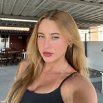 • Laura Brandão • - @_laura_brandao - Instagram