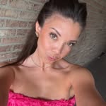 Laura - @laurabrees - Instagram