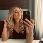 @laurabreeman - Instagram