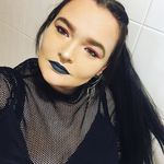 Laura Bromley - @laurabromley.designs - Instagram