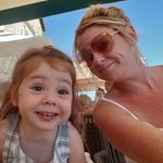 Laura Bromley - @bromleylaura - Instagram