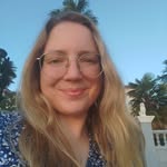 Laura - @laura.brushett - Instagram