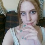 Laura Bunker - @laurab0802 - Instagram