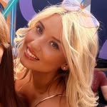 LAURA BUTTON - @laurabuttonn - Instagram