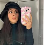 Laura Calia - Facebook