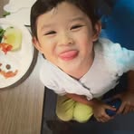 Laura Cao - Facebook