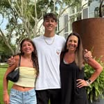 Laura Huber Capes - @laurahcapes - Instagram
