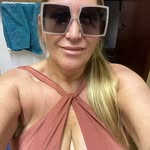 laura Capistrano - @capistrano_laura - Instagram
